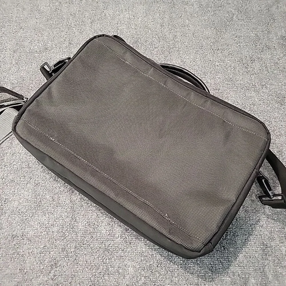 IBM ThinkPad Laptop Bag Case with Shoulder Strap